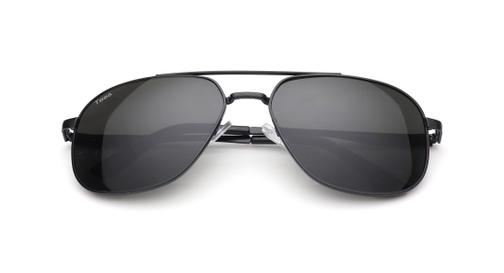 Image 4 of Green Navigator Sunglasses for Men and Women from Tees By Fastrack Available at Fastrack Eyewear