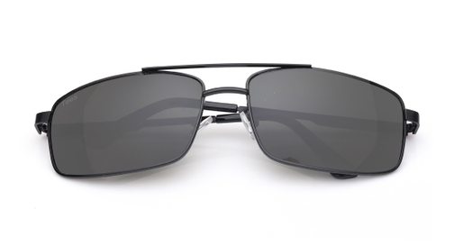 Image 3 of Green Navigator Sunglasses for Men and Women from Tees By Fastrack Available at Fastrack Eyewear